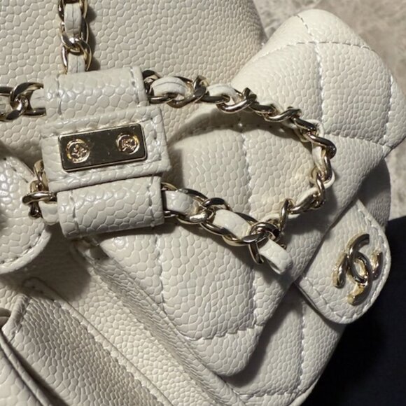 STUNNING FASHON BACKPACK-RARE-BRAND NEW - Picture 8 of 8